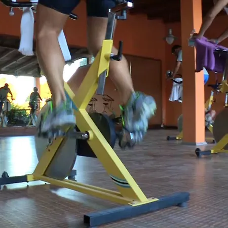 奥特朗托乐查勒海滩度假酒店 3* 奥特朗托