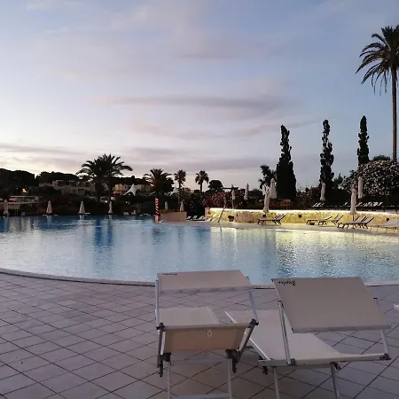 Le Cale D'otranto Курортный комплекс