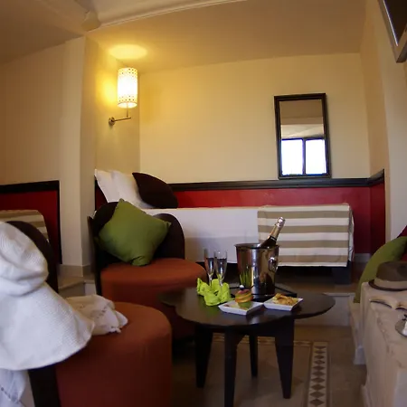 Le Cale D'otranto Курортный комплекс 3*