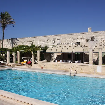 Le Cale D'otranto Курортный комплекс 3*