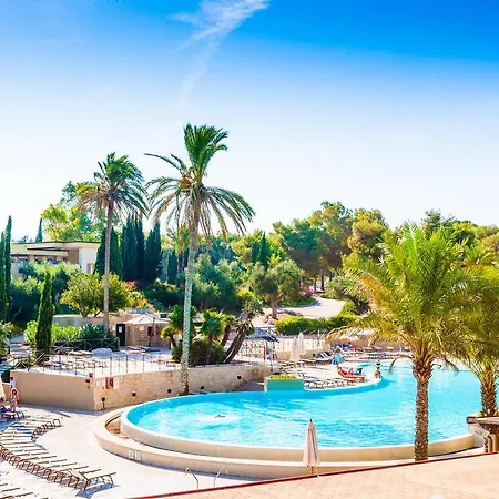 אתר נופש Le Cale D'otranto 3*